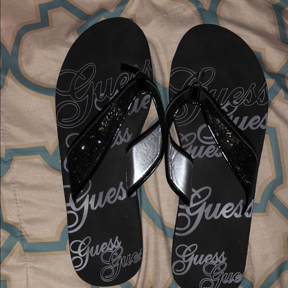Guess sandals